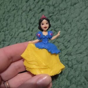 🩷3 For $10🩷Snow White  Princess Figurine